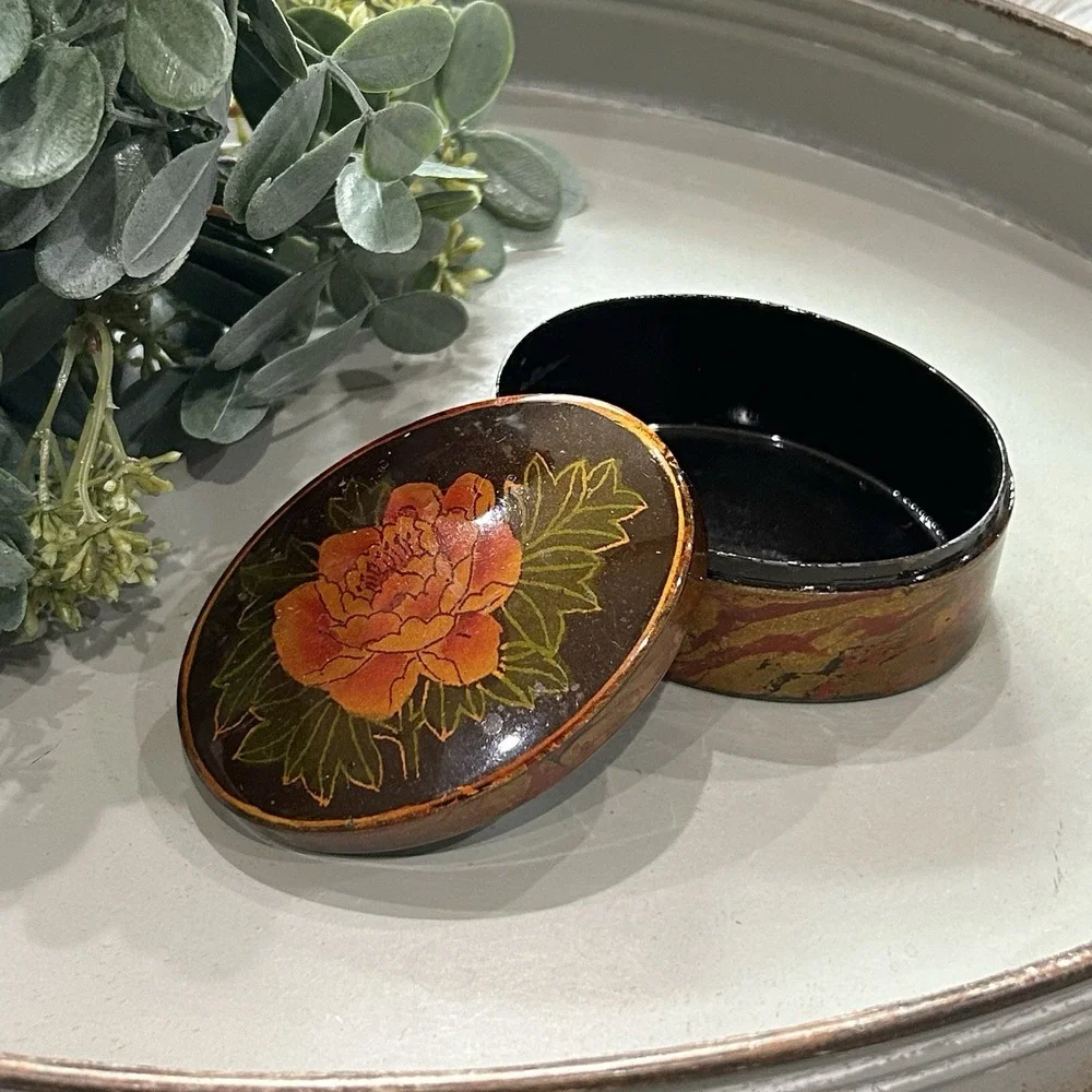 Vintage‎ Cabbage Rose Painted Trinket Box With Lid